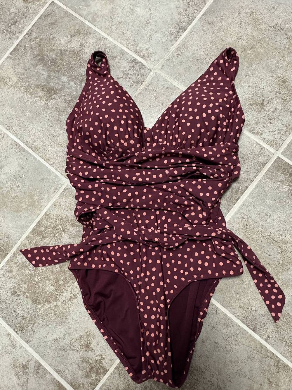 NEW JANTZEN women's polka dots tummy controll bathing suit in red